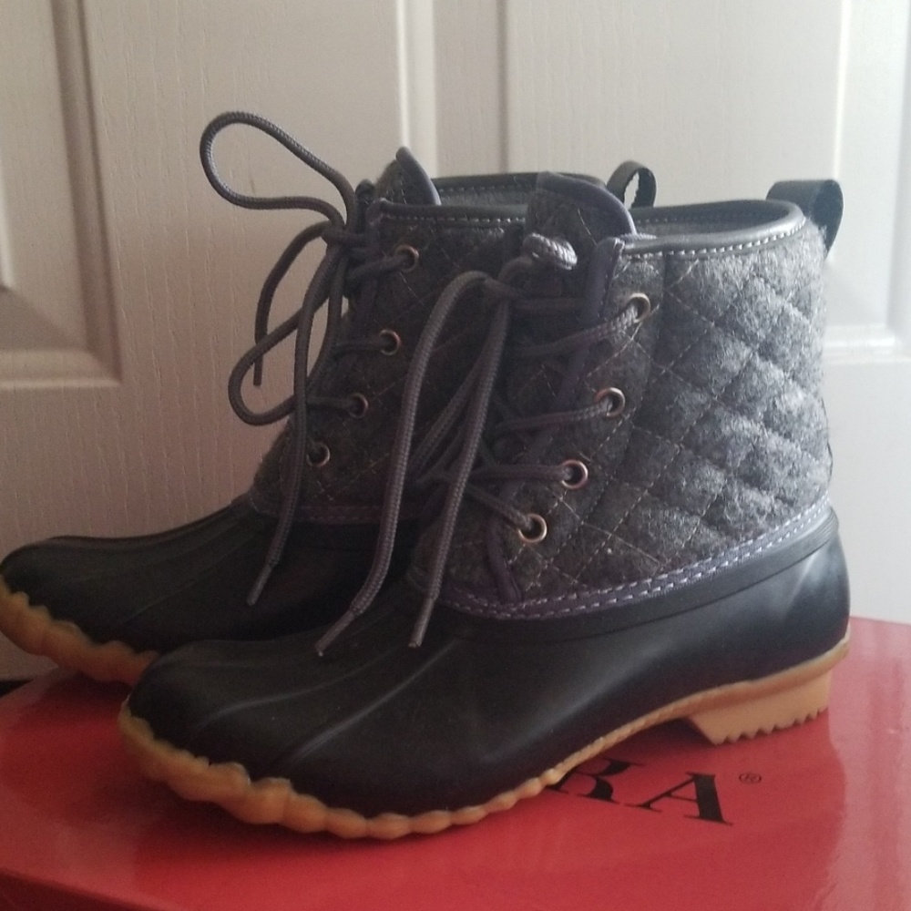 Chooka Quilted Duck Boot - Picture 2 of 8